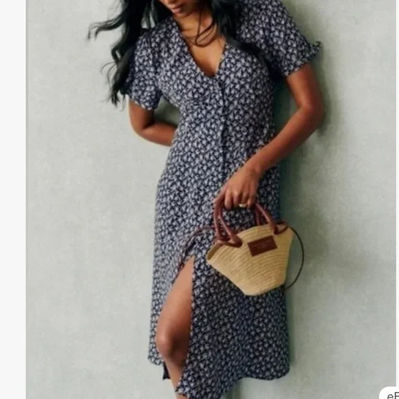 Sezane NWT SZ 6 Vic Dress Navy Floral Iconic French Midi Lanzarote Print - RARE! - Picture 1 of 13